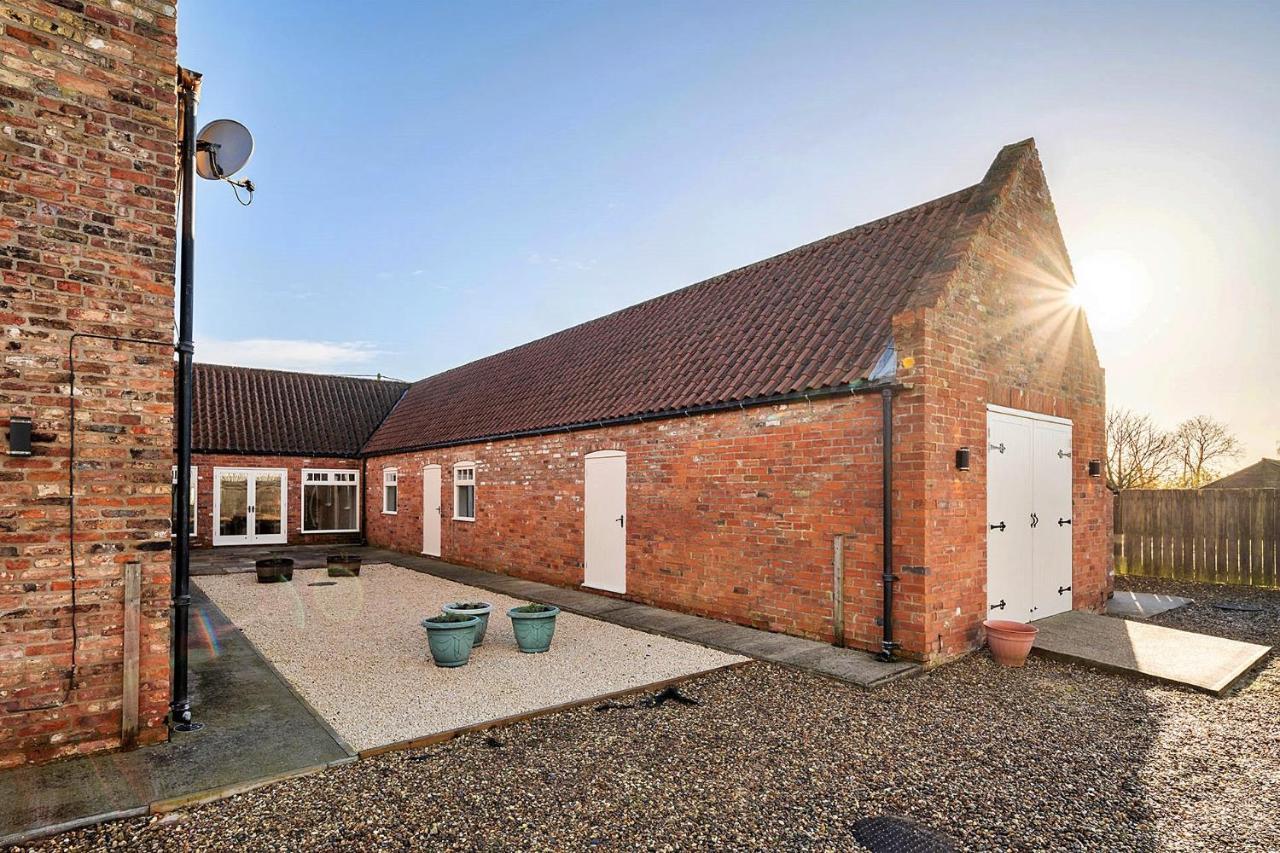 Villa Finest Retreats - South Barn Winestead Exterior foto